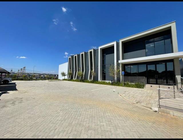 INDUSTRIAL PROPERTY TO RENT IN SAMRAND BUSINESS PARK